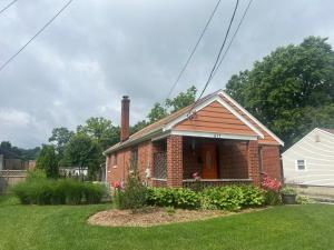 Peaceful Stay-Private Lower Level with Private Bath