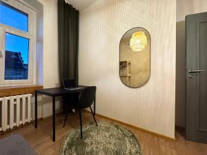 Old Town comfort rooms - main square