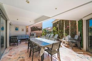 Apartment 10 people Terrace & Palais des Festivals