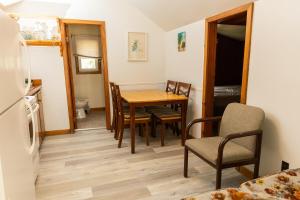 Private Beach Access - Cottage 8