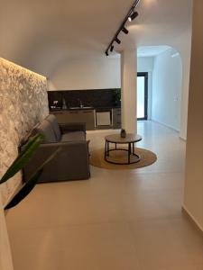 Onyx Hotel & Suites