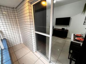 Beira Mar 1 Dorm -Wi Fi-Sacada-Garagem 6 Hóspedes Praia da Aviação