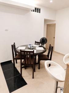Apartamento Comodo y Amplio 201