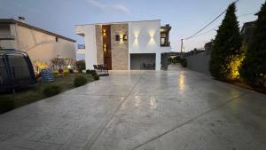 TS Yard Apartments