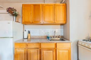 Capitol Hill 4-Bed Retreat for Groups
