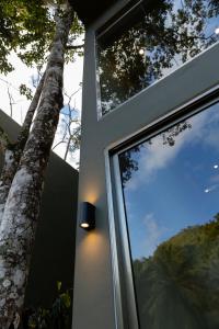 Elegant and Stylish - Riverside Tiny House Apartment