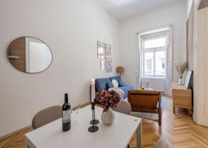 The Kiraly Atelier - Central Budapest Hideaway