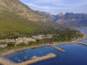 Rixos Sungate - The Land of Legends Access
