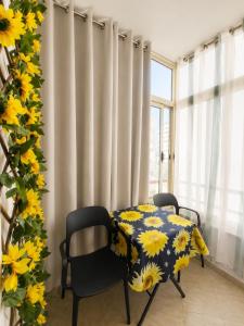 Sunflower Apartment