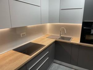 Exclusive White Apartment Tiy