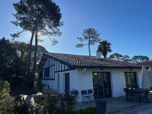 Hossegor Capbreton centre villa 14 personnes piscine chauffée