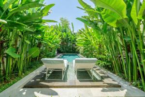 U Villas - Tropical Views Luxury Stay with Pool & Workspace