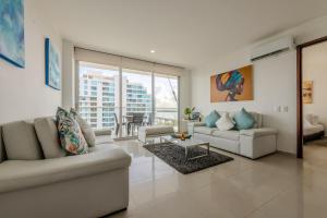 Spectacular Ocean View · Direct Beach Access