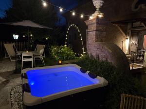 Io&Te Suite con Jacuzzi Privata a Villa Monteriolo