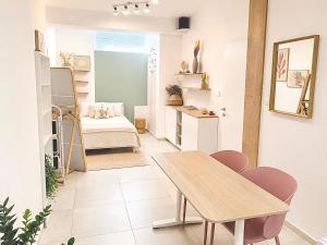 Luna Serene - Gym Rooms