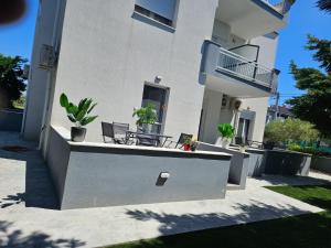 Nias Apartments No105