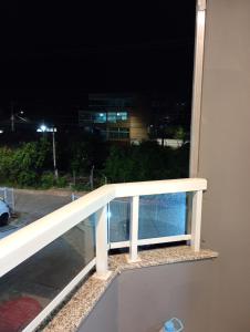 Apartamento 2 quartos 2 banheiros e churrasqueira a carvão