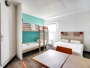 HotelF1 Bourges Le Subdray