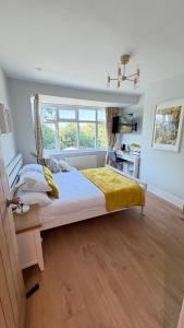 Greenview ensuite double bedroom 5