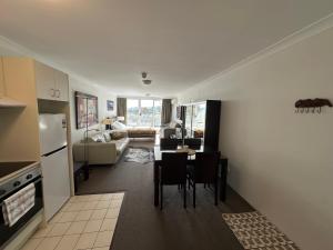 The brumby by the lake- Horizons Lake Jindabyne