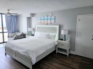 Oceanview 2 Studios adjoining wpool, kitchenettes