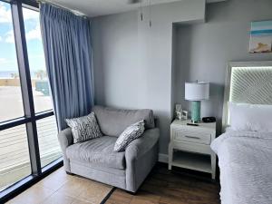 Oceanview 2 Studios adjoining wpool, kitchenettes