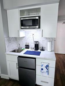 Oceanview 2 Studios adjoining wpool, kitchenettes