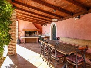 Villa in Pinezici with swimming pool