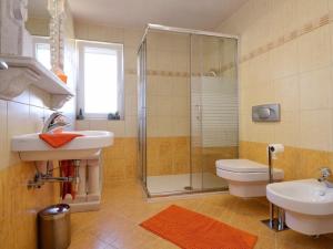 Villa in Tar with swimming pool