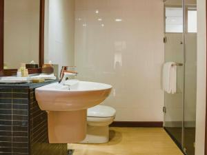 Mövenpick Hotel & Residences Nairobi