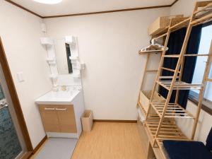 Cozy Osaka Stay for Families & Groups Near Namba