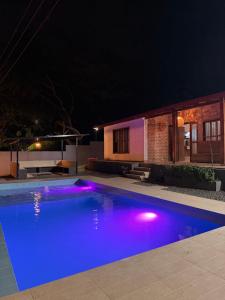 Casa campestre con piscina y Jacuzzi