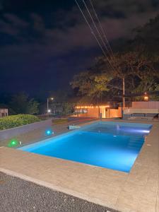 Casa campestre con piscina y Jacuzzi