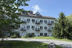 The Willowbrook Village at Lake Harmony, a Wyndham Hotel