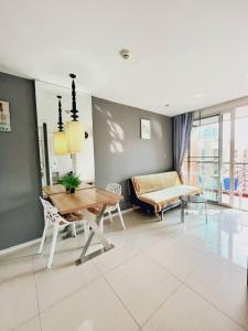 Atlantis Condo B811