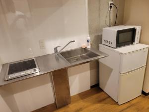 New Normal Hotel in NAHA WAKASA ニューノーマルホテルイン那覇若狭