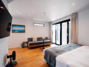 HOTEL LOCAL BASE＜Miyakojima＞ - Vacation STAY 27035v