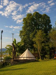 Zenna Lake Retreat