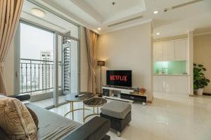 Vinhomes Central Park Collection by Elevate