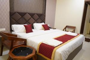 JST Mahal and Residency