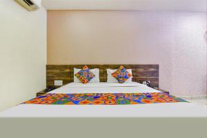 FabHotel Padmawati Palace - Nirman Vihar