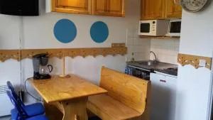 Median - ليه مينوير