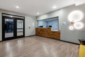 ECHO Suites Extended Stay by Wyndham Aurora Denver