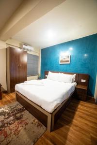Rivana Apartments and Services