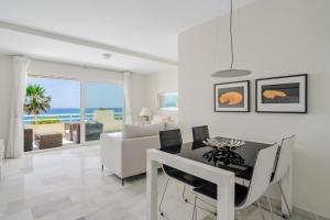 Panoramic Sea Views & Sunsets 3BR