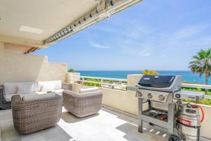 Panoramic Sea Views & Sunsets 3BR