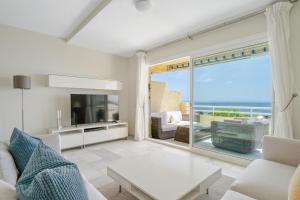 Panoramic Sea Views & Sunsets 3BR
