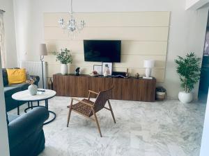 Christos House