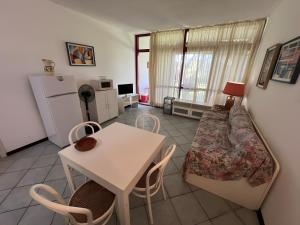 Bilocale in Residence con piscina