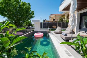 Trithiron Luxury Villas